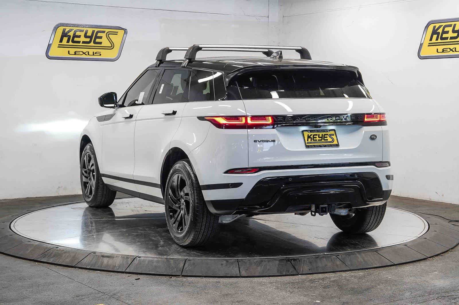 Used 2023 Land Rover Range Rover Evoque S AWD/4WD image 2
