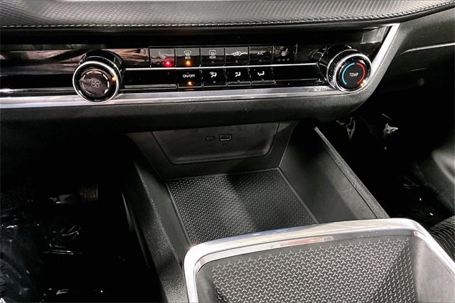 Used 2025 Chevrolet Equinox LT image 15