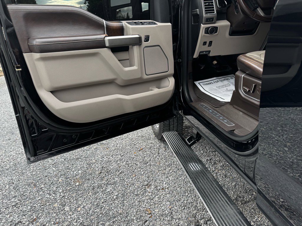 Used 2018 Ford F250 Limited image 22