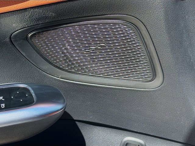 Used 2025 Mercedes-Benz C 300 Sedan image 24