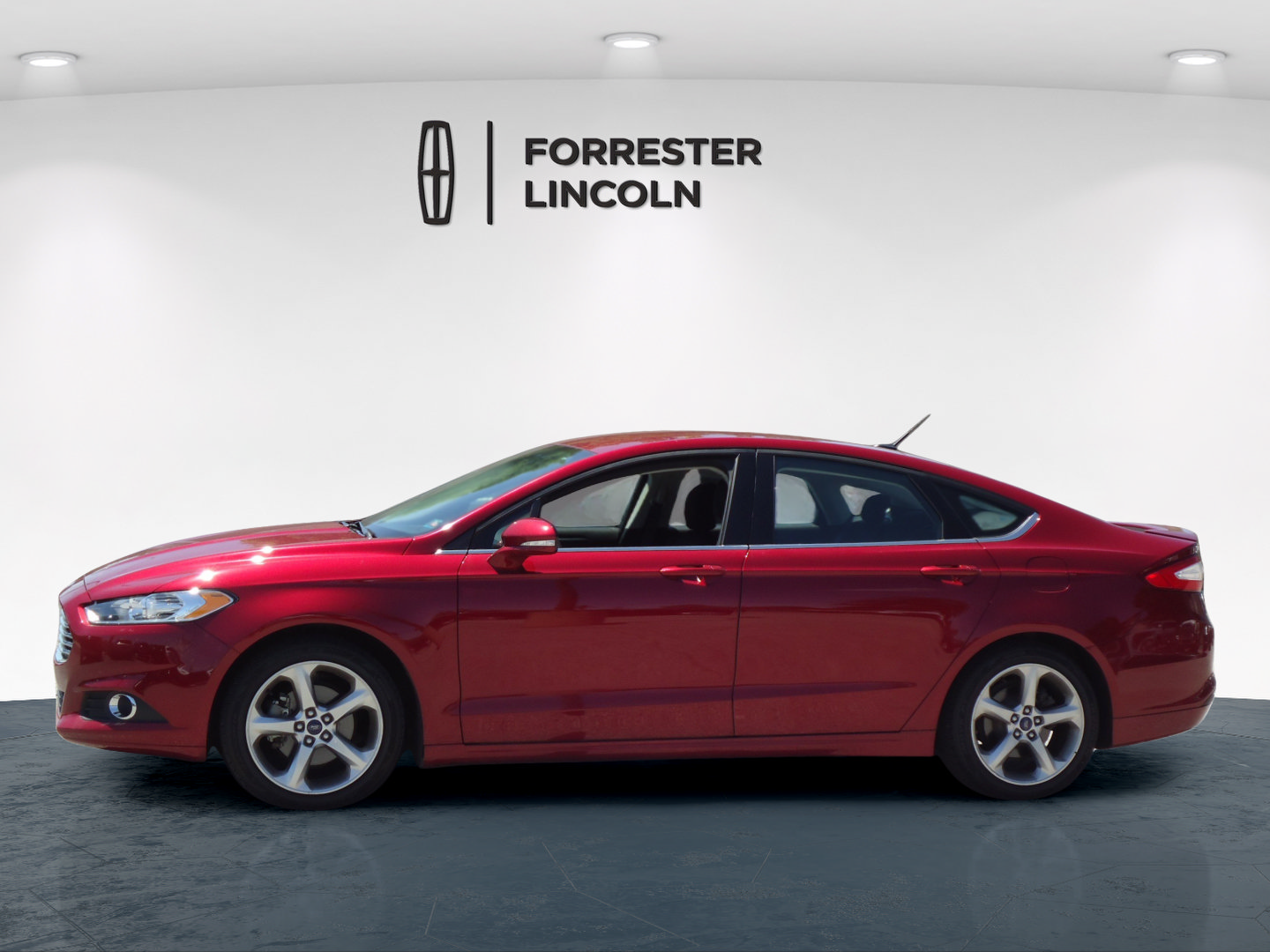 Used 2015 Ford Fusion SE FWD image 6