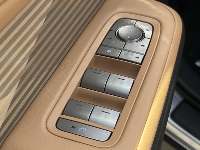 New 2026 Lexus ES 350e FWD image 23
