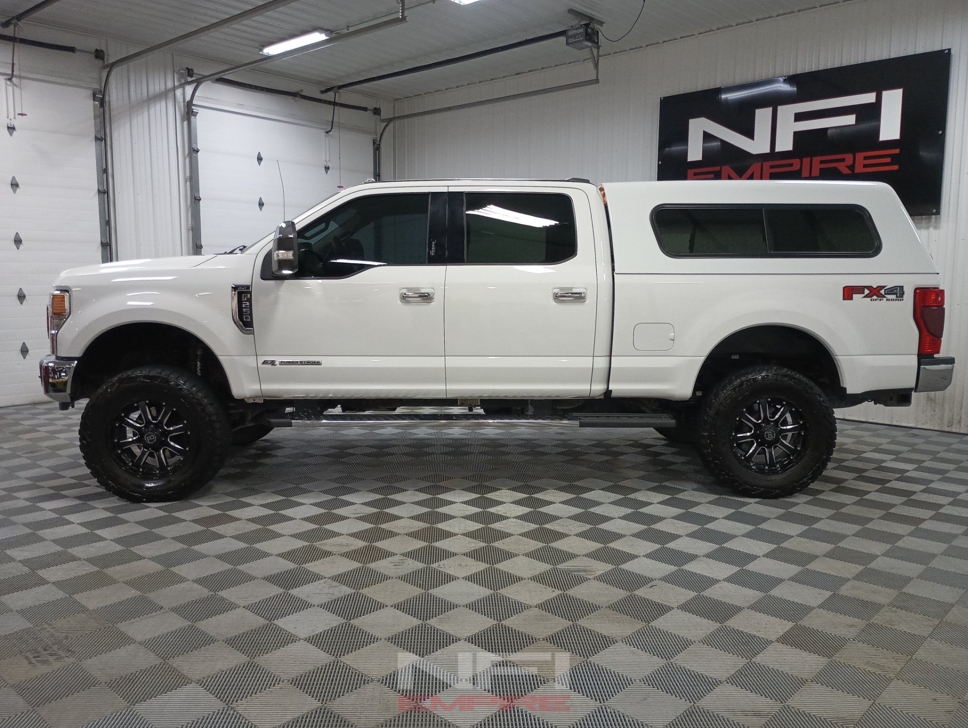 Used 2020 Ford F250 XLT w/ XLT Premium Package AWD/4WD image 2