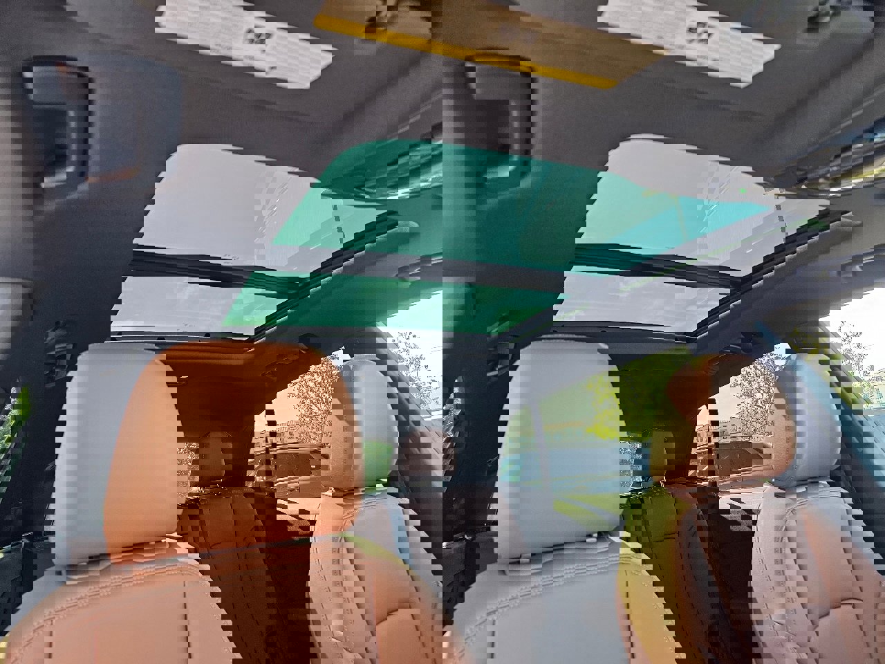 New 2025 Audi Q8 Premium image 3