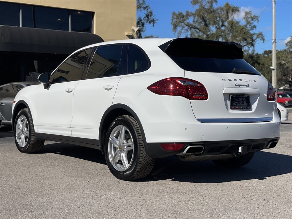 Used 2014 Porsche Cayenne S AWD/4WD image 19