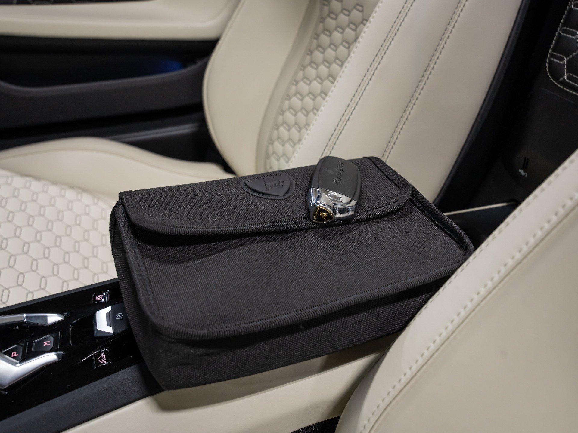 Used 2024 Lamborghini Huracan EVO AWD/4WD image 84