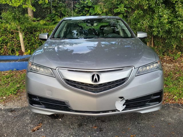 Used 2017 Acura TLX V6 w/ Technology Package FWD image 2