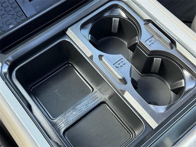 Used 2025 Ford F450 Platinum w/ Platinum Plus Package image 15