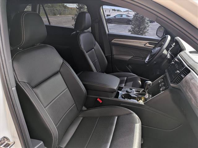 Certified 2023 Volkswagen Atlas Cross Sport SE w/ Black Wheel Package AWD/4WD image 13