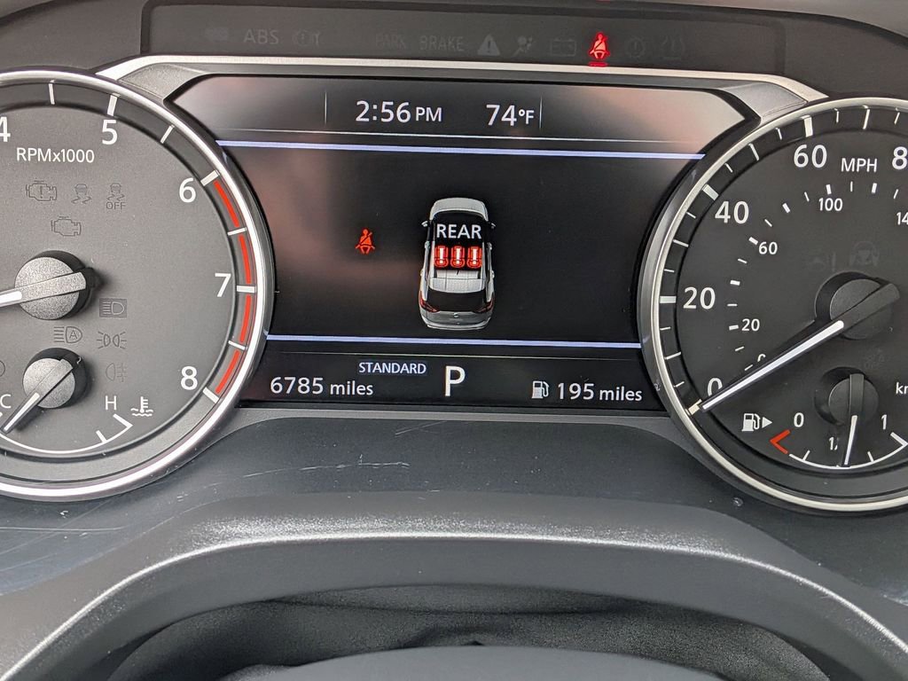 Used 2024 Nissan Rogue SV w/ SV Premium Package image 13