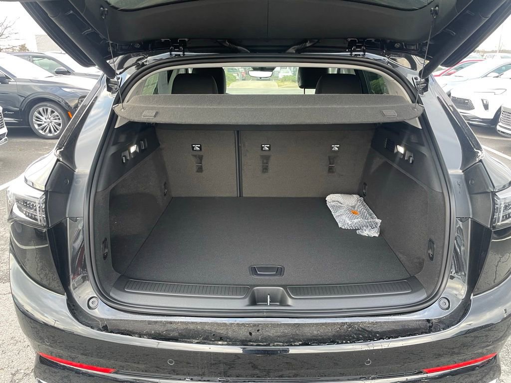 New 2026 Buick Envision Avenir image 7