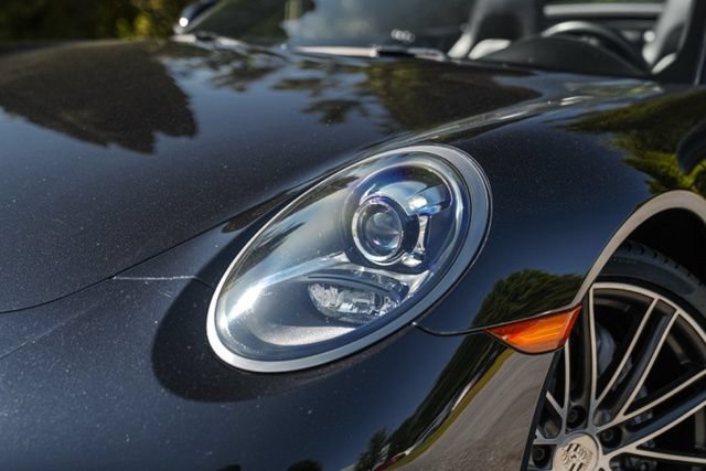 Used 2019 Porsche 911 Carrera RWD image 4