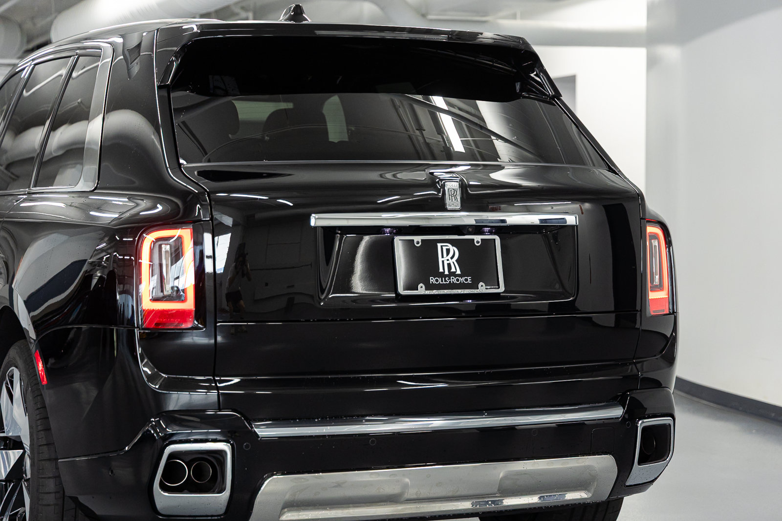New 2027 Rolls-Royce Cullinan AWD/4WD image 18