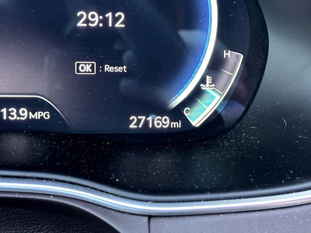 Used 2023 Genesis GV80 3.5T w/ Prestige Package image 28