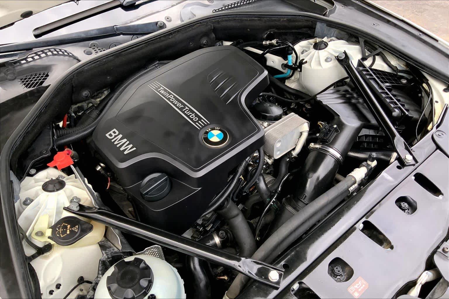 Used 2016 BMW 528i Sedan RWD image 33