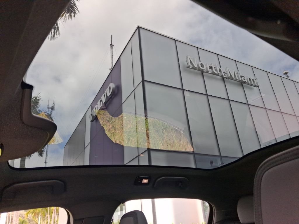 Used 2023 Polestar Polestar 2 w/ Pilot Pack image 6