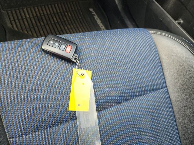 Used 2017 Toyota Corolla SE image 8