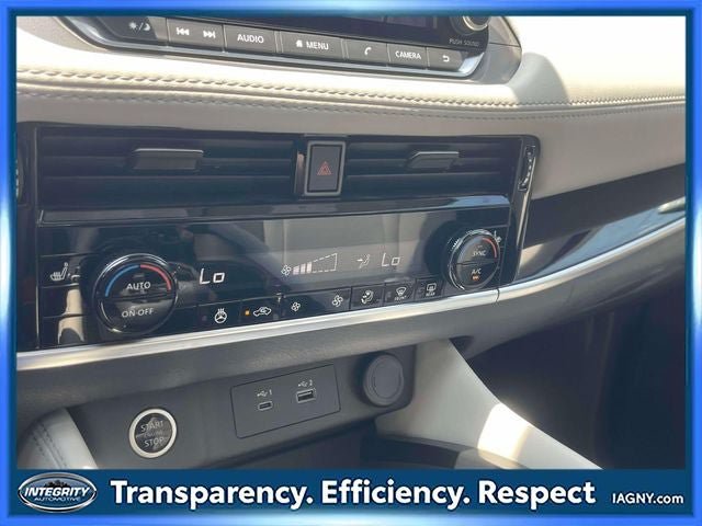 Used 2023 Nissan Rogue SL AWD/4WD image 30