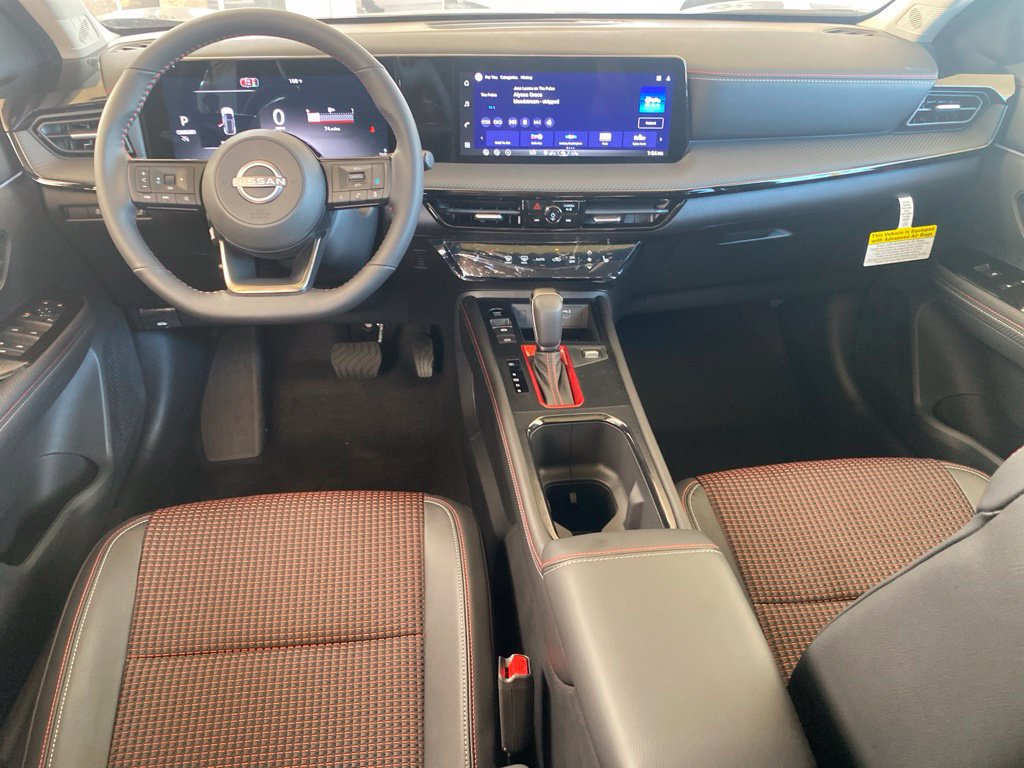 New 2027 Nissan Kicks SR w/ SR Premium Package FWD image 14
