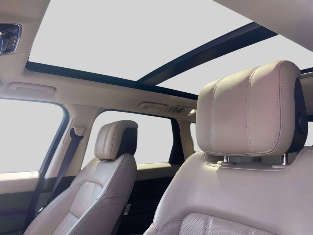 Used 2018 Land Rover Range Rover Sport HSE AWD/4WD image 20