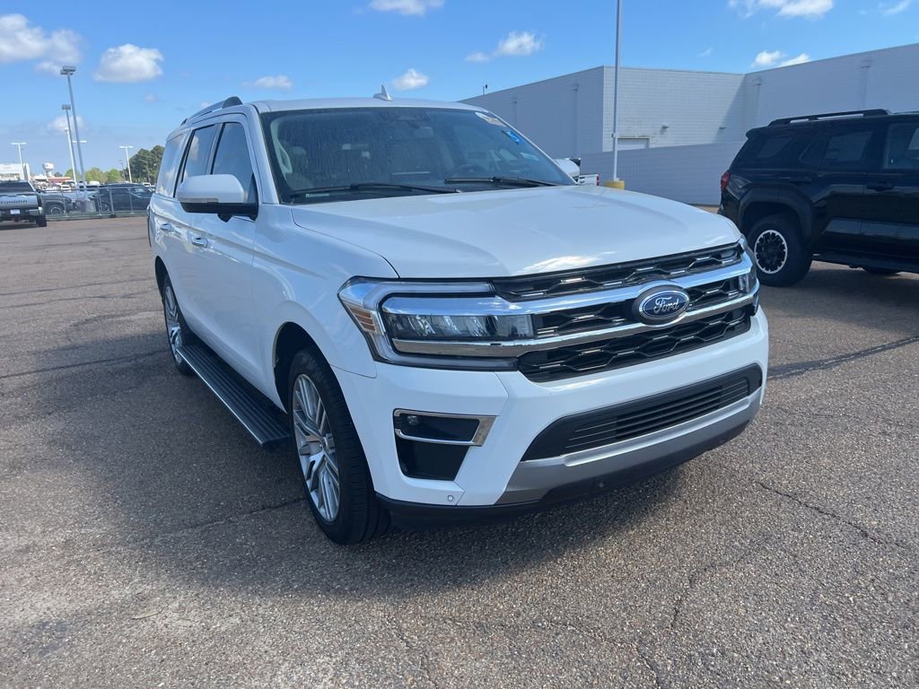 Used 2022 Ford Expedition Limited image 8