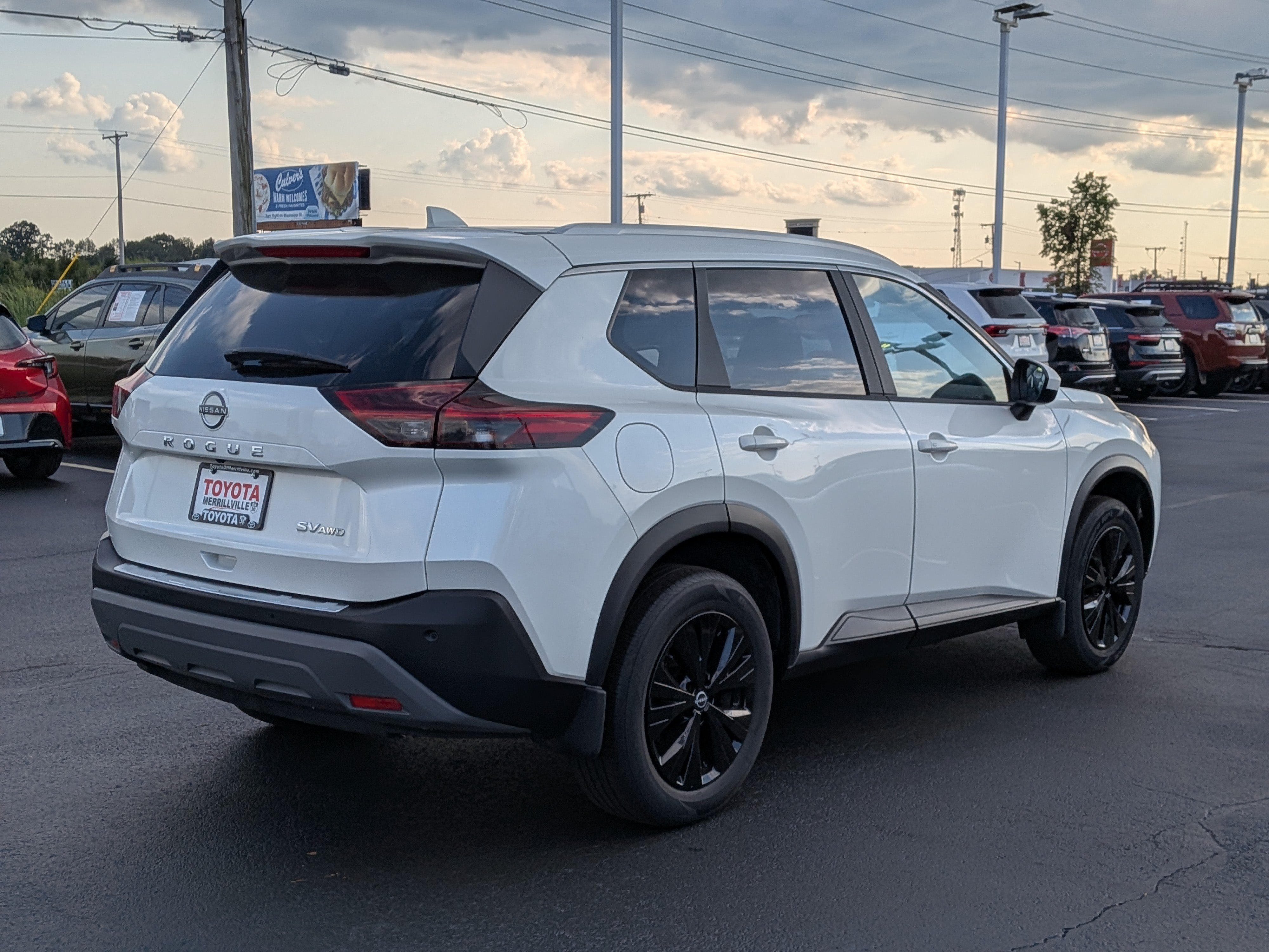 Used 2023 Nissan Rogue SV w/ SV Premium B Package AWD/4WD image 8