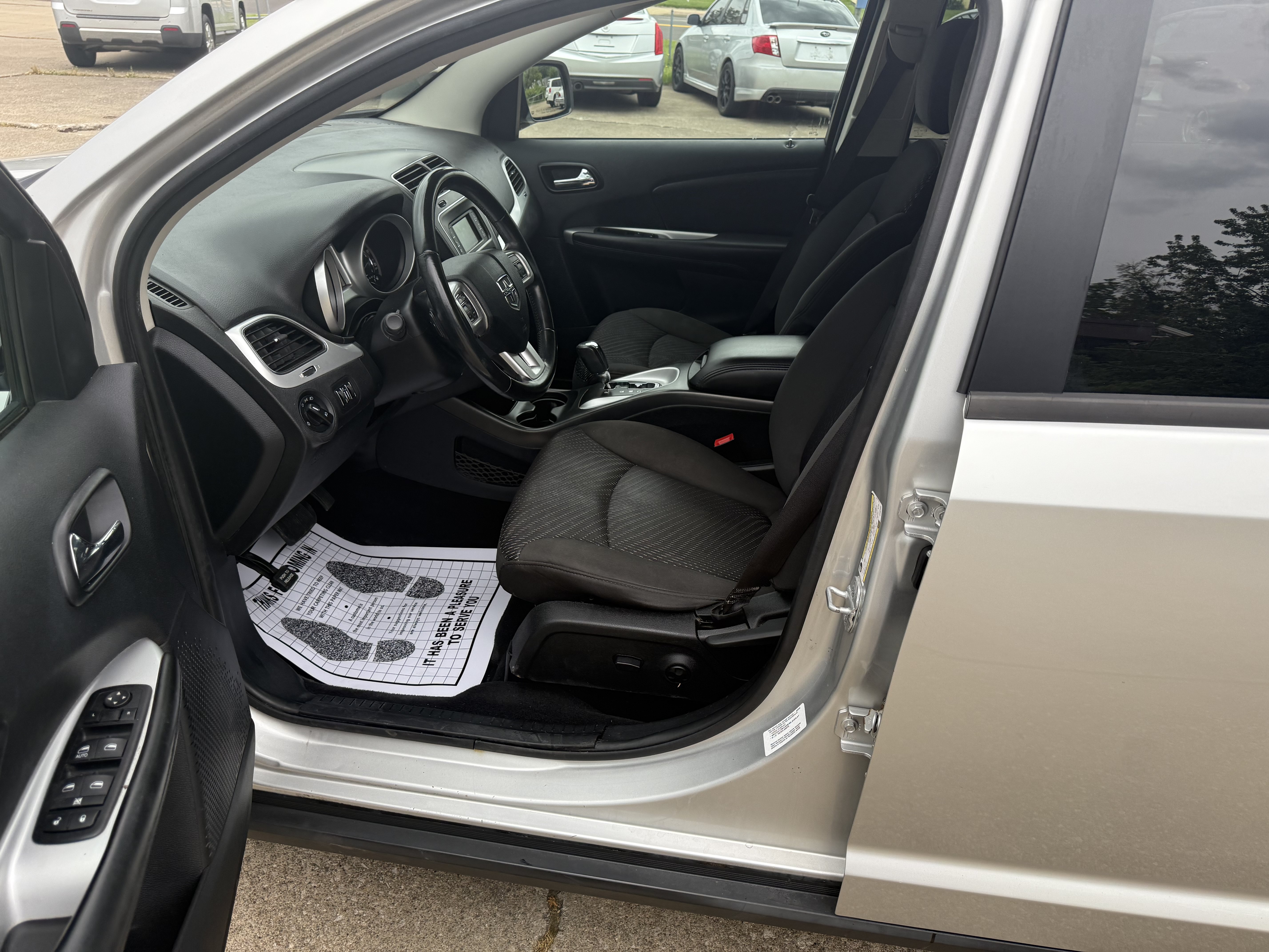 Used 2012 Dodge Journey SXT w/ Popular Equipment Group AWD/4WD image 11