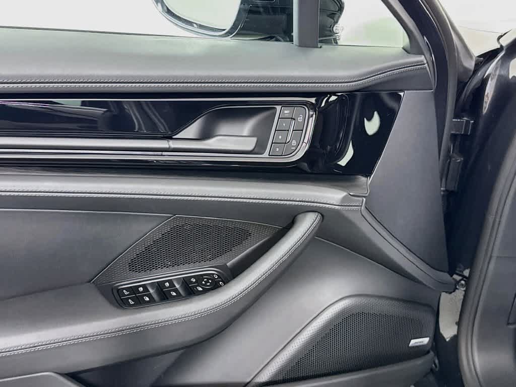 New 2026 Porsche Panamera 4 AWD/4WD image 18