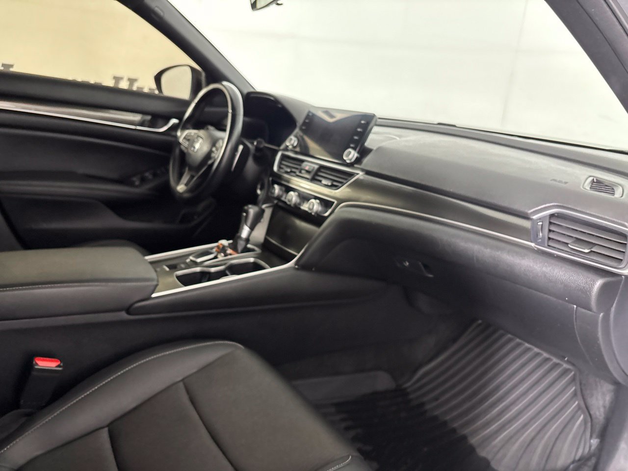 Used 2022 Honda Accord Sport image 26