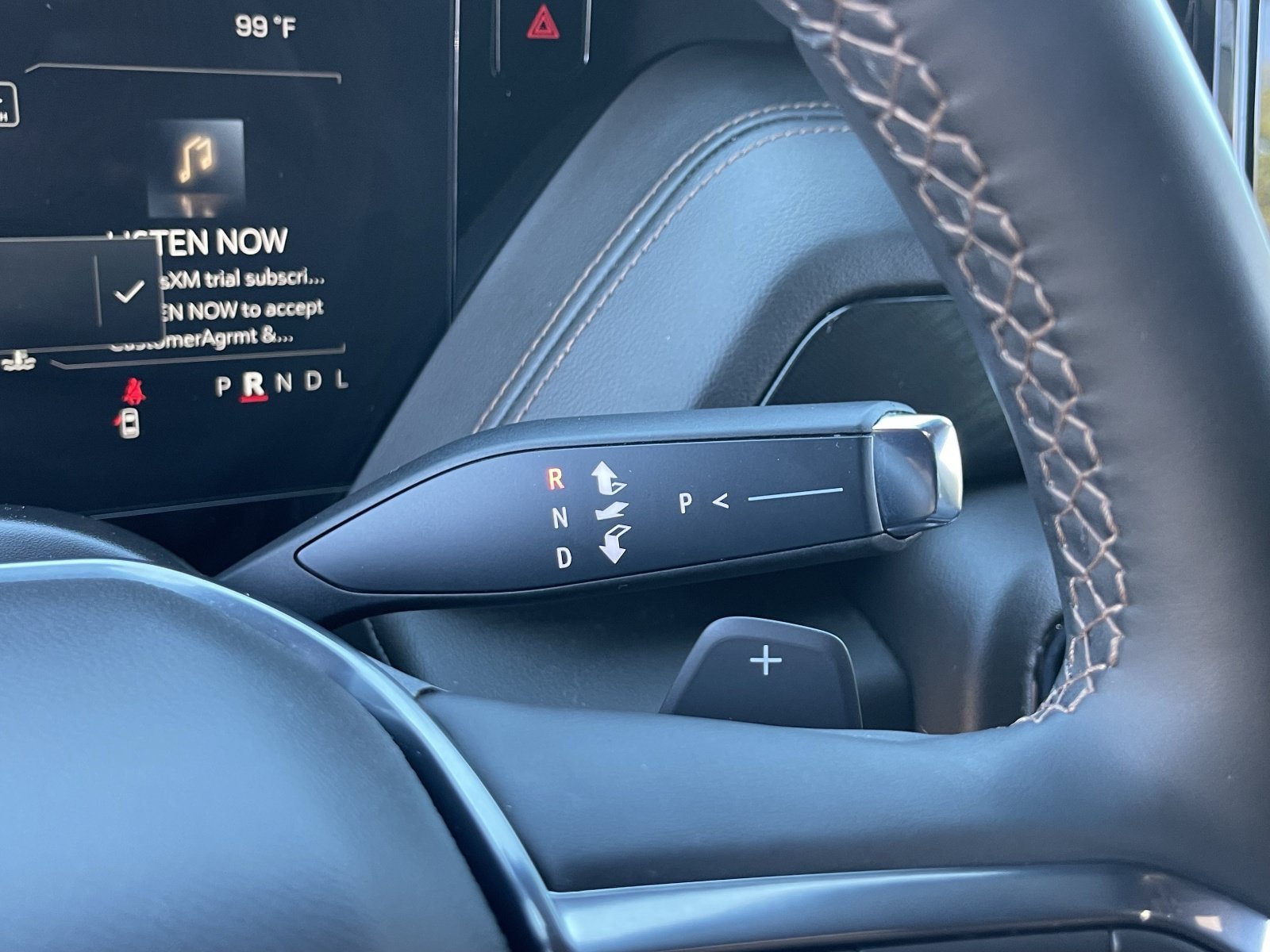 Certified 2025 GMC Yukon AT4 AWD/4WD image 32