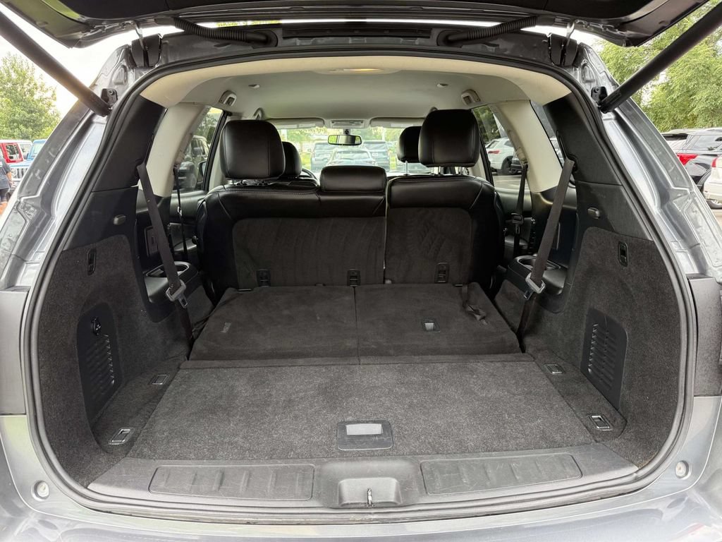 Used 2020 Nissan Pathfinder SL FWD image 33