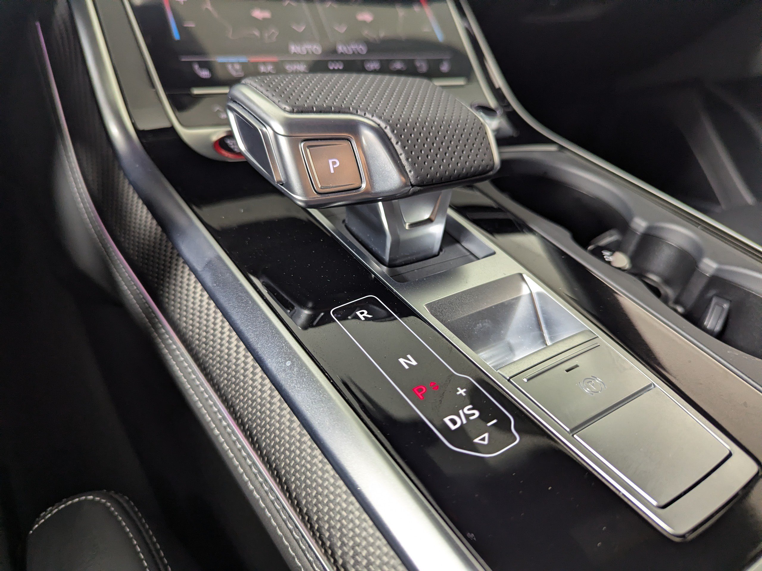 Certified 2026 Audi SQ8 Prestige AWD/4WD image 23