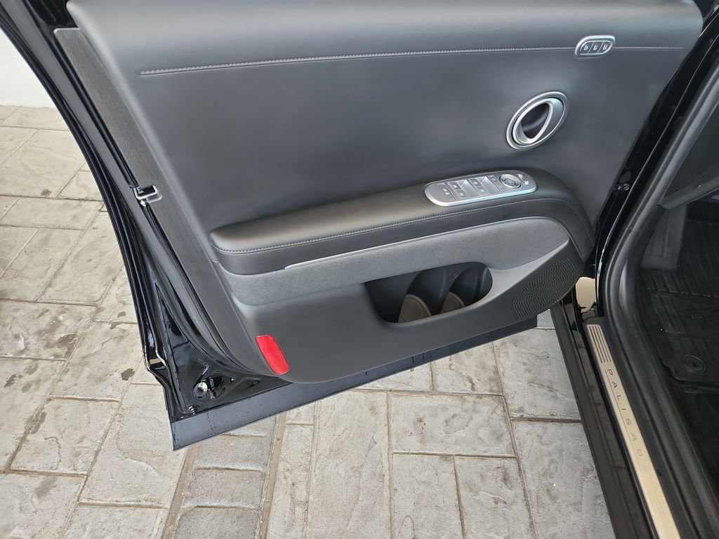 Used 2026 Hyundai Palisade Calligraphy FWD image 31