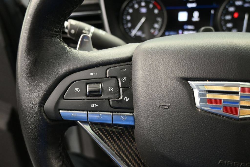 Used 2022 Cadillac XT6 Sport w/ Technology Package AWD/4WD image 30