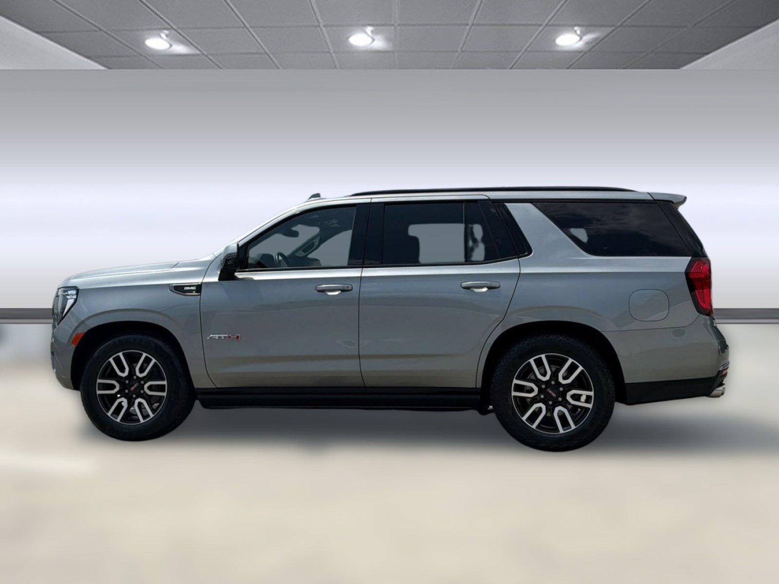 Used 2024 GMC Yukon AT4 w/ AT4 Premium Plus Package AWD/4WD image 2