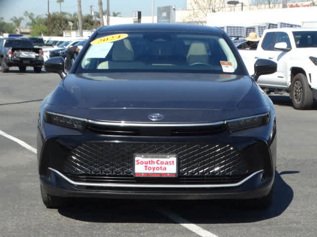 Certified 2024 Toyota Crown Limited w/ Advanced Technology Package image 3