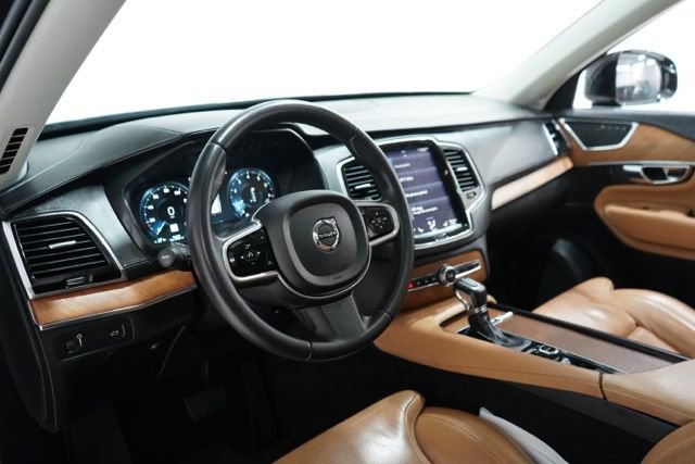 Used 2016 Volvo XC90 T6 Inscription image 17