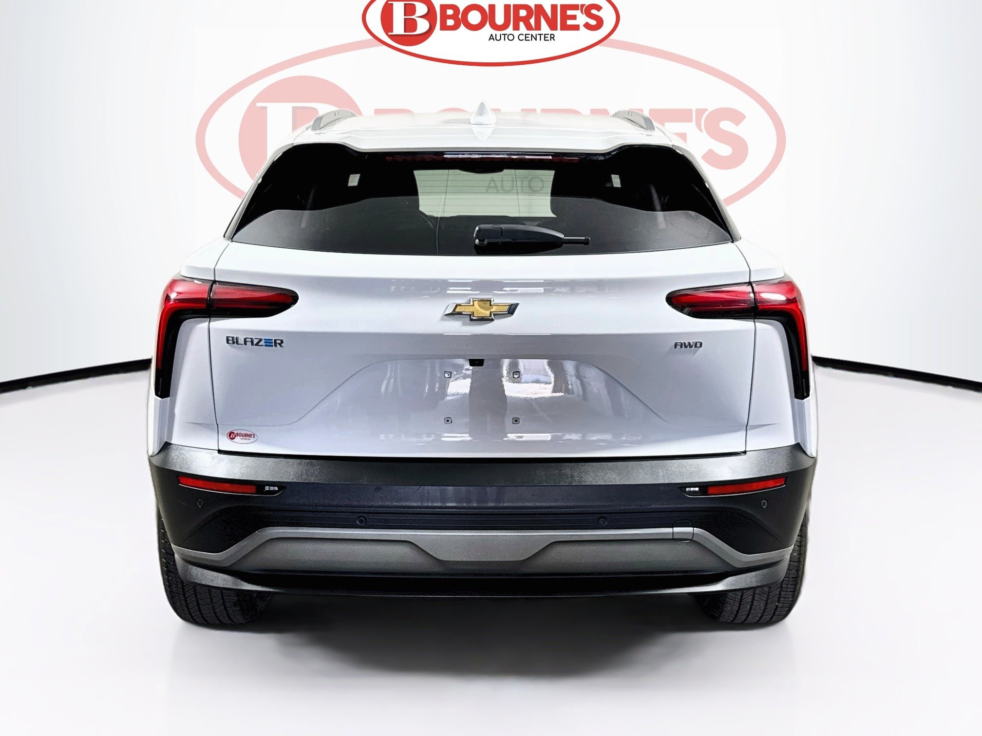 Used 2024 Chevrolet Blazer EV LT AWD/4WD image 9