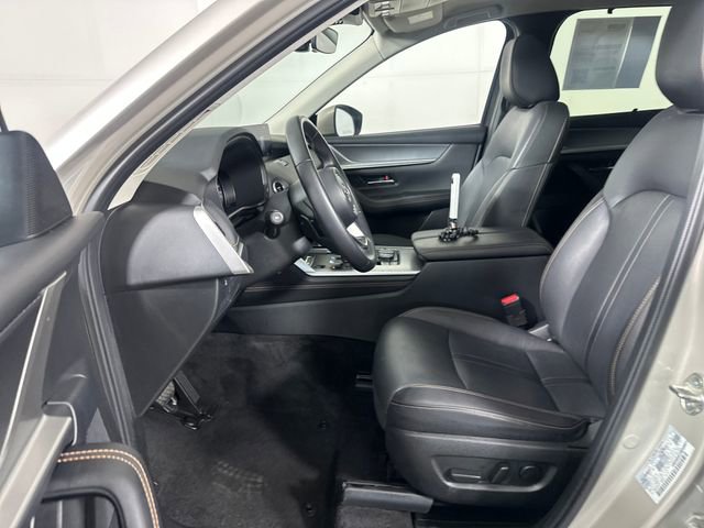 Used 2024 MAZDA CX-90 Plug-In Hybrid w/ Preferred AWD/4WD image 11