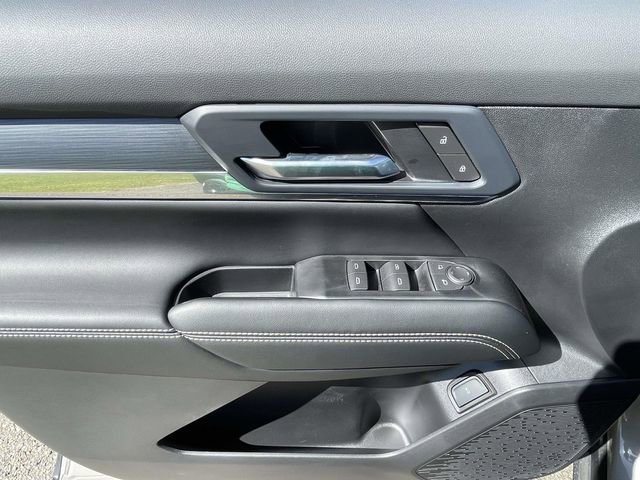New 2026 GMC Terrain Elevation w/ Elevation Premium Package AWD/4WD image 18