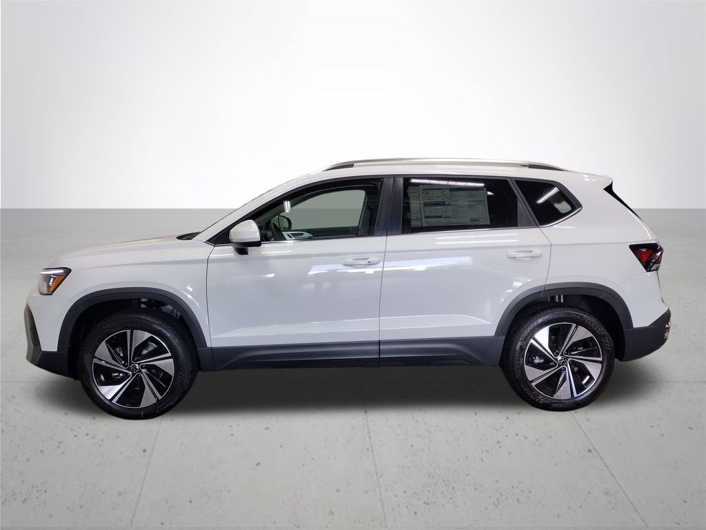 New 2025 Volkswagen Taos SE image 9