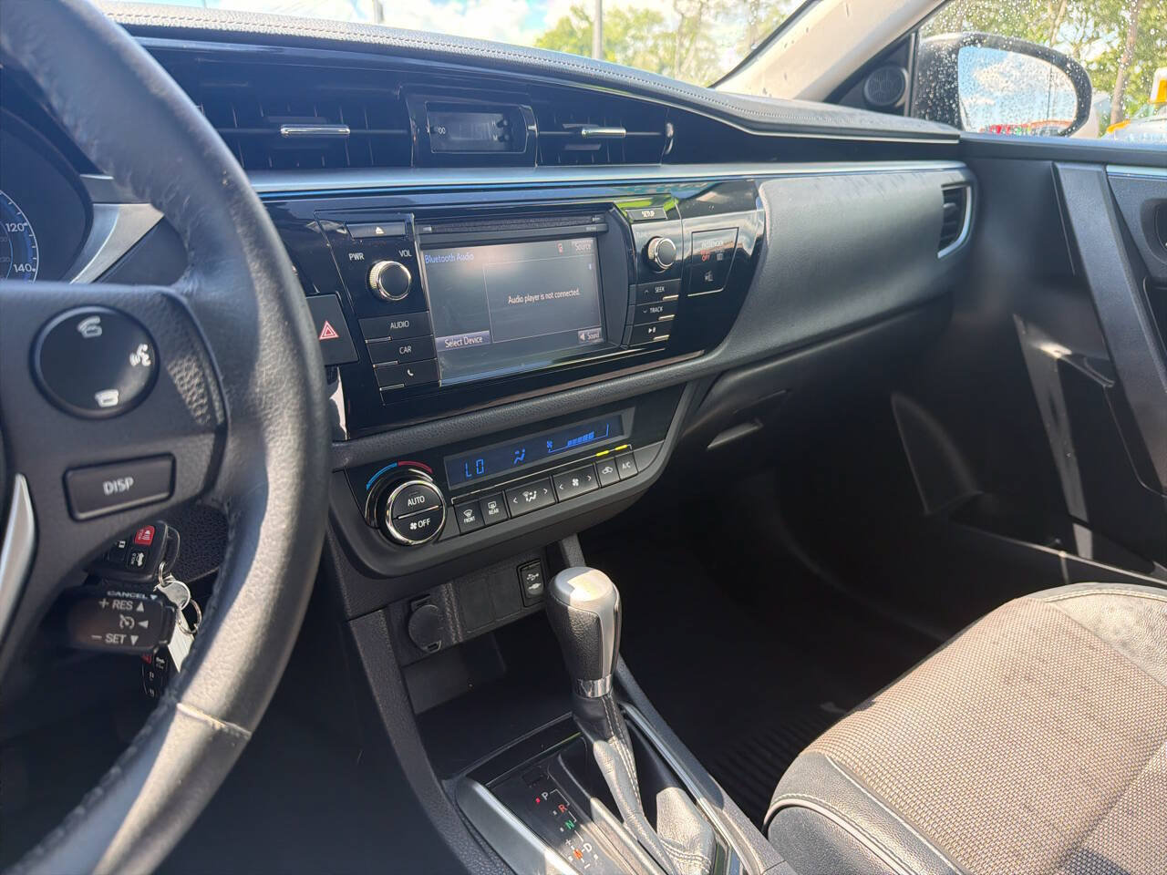 Used 2015 Toyota Corolla S FWD image 20