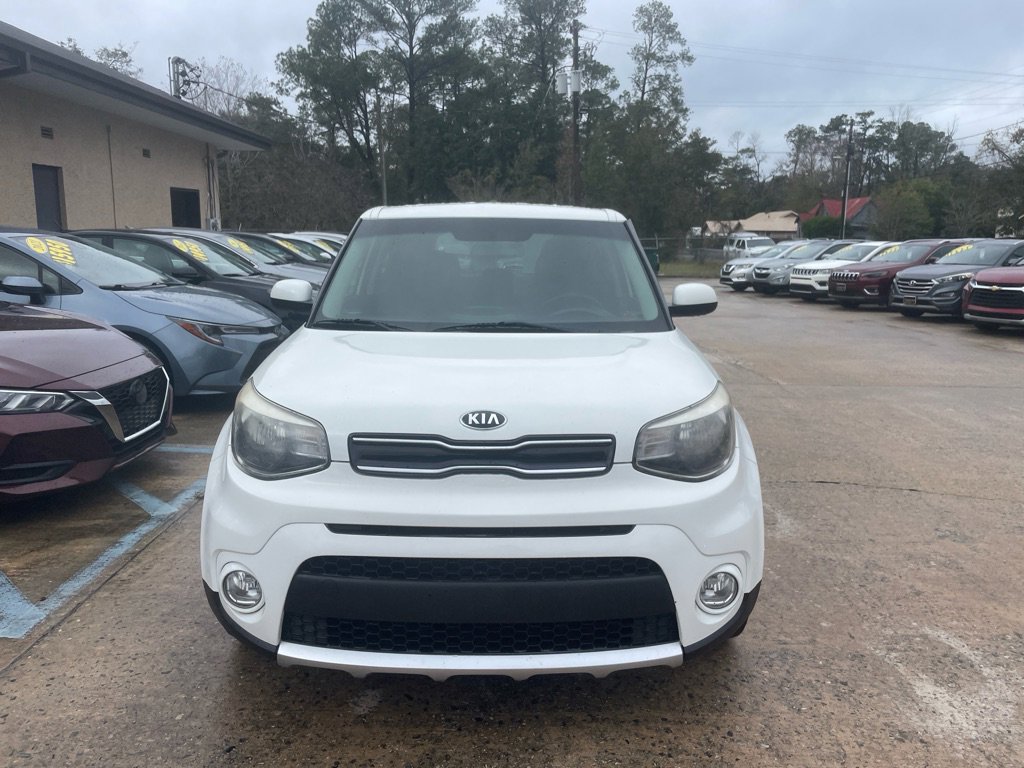 Used 2018 Kia Soul + image 3