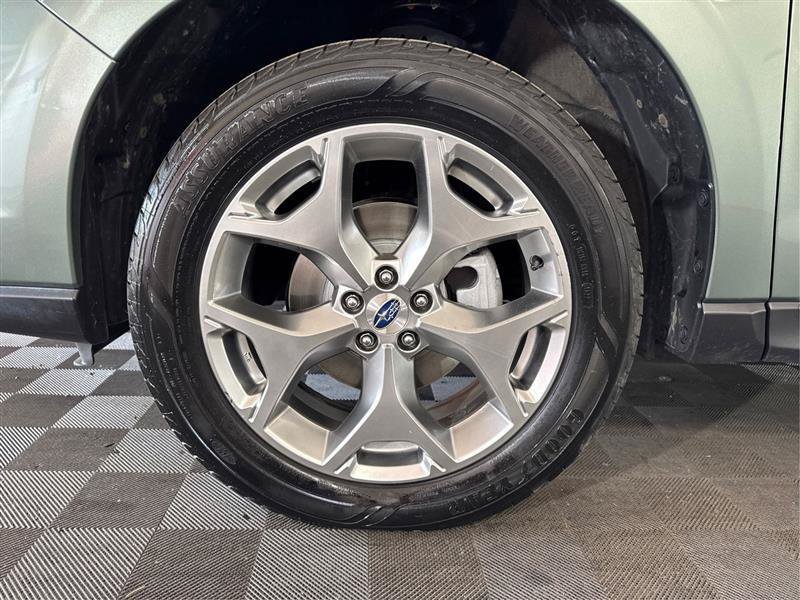 Used 2018 Subaru Forester 2.5i Touring AWD/4WD image 21