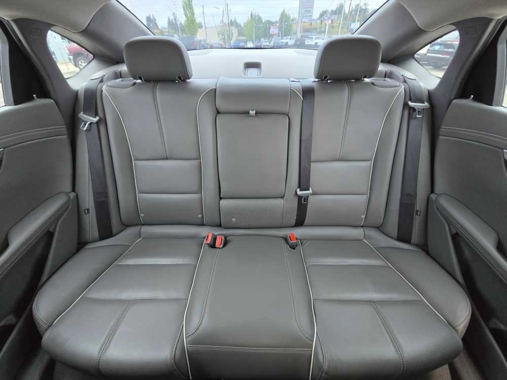 Used 2017 Chevrolet Impala Premier w/ Enhanced Convenience Package FWD image 17