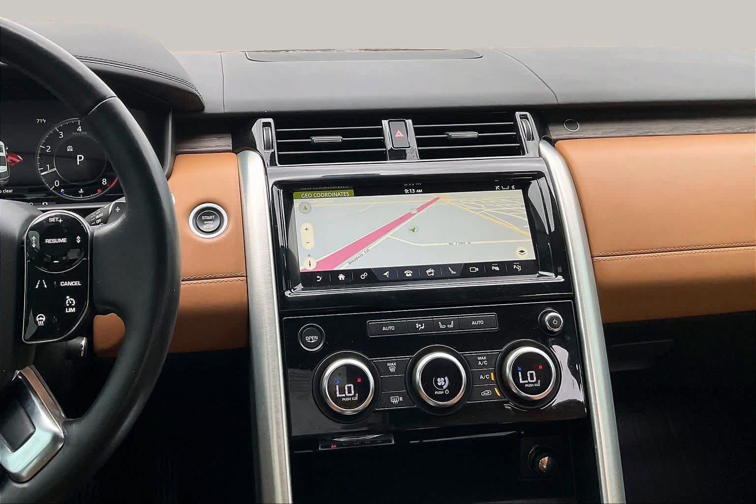Used 2019 Land Rover Discovery HSE Luxury AWD/4WD image 8