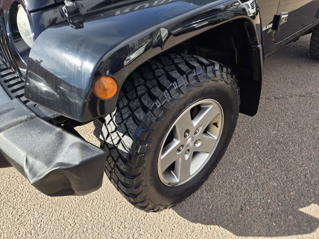 Used 2012 Jeep Wrangler Rubicon w/ Dual Top Group image 4