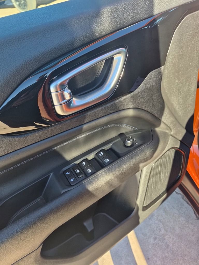 New 2026 Jeep Compass Latitude AWD/4WD image 14