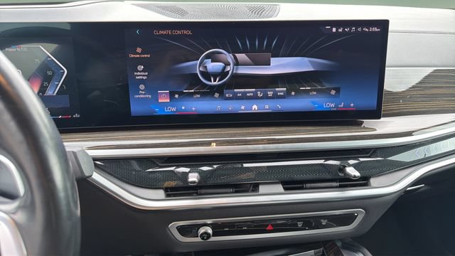 Used 2024 BMW X6 xDrive40i AWD/4WD image 29