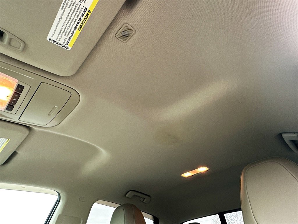 Used 2018 GMC Canyon SLT image 11